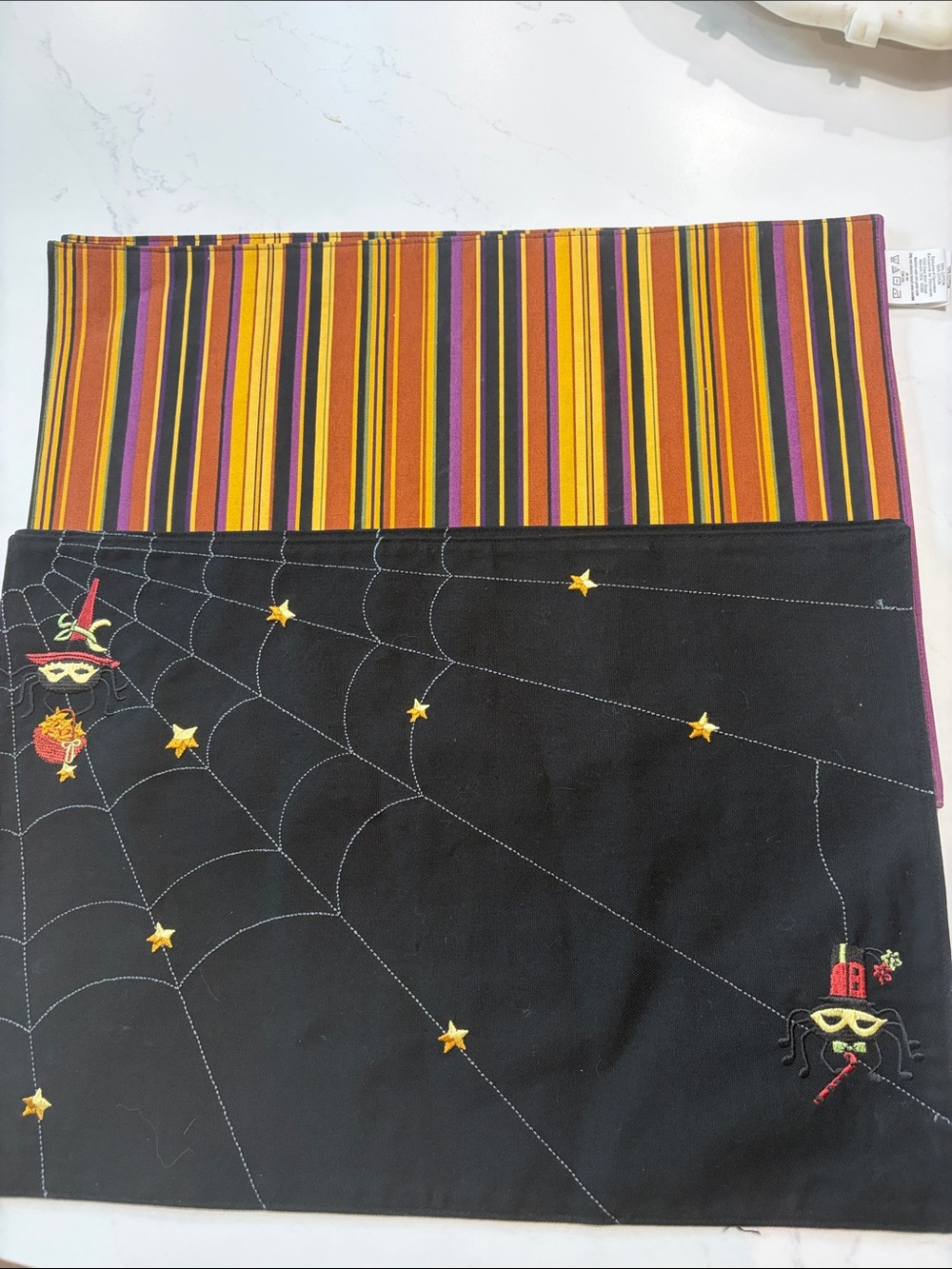 LONGABERGER double sided spiderweb/stripe placemats - 4
